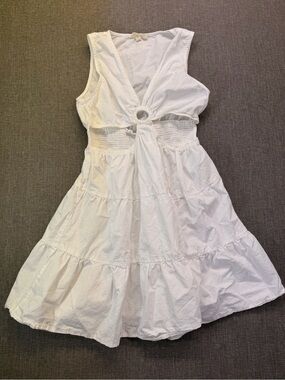 Derek Heart White Sleeveless Tiered Dress with Ring Detail Small